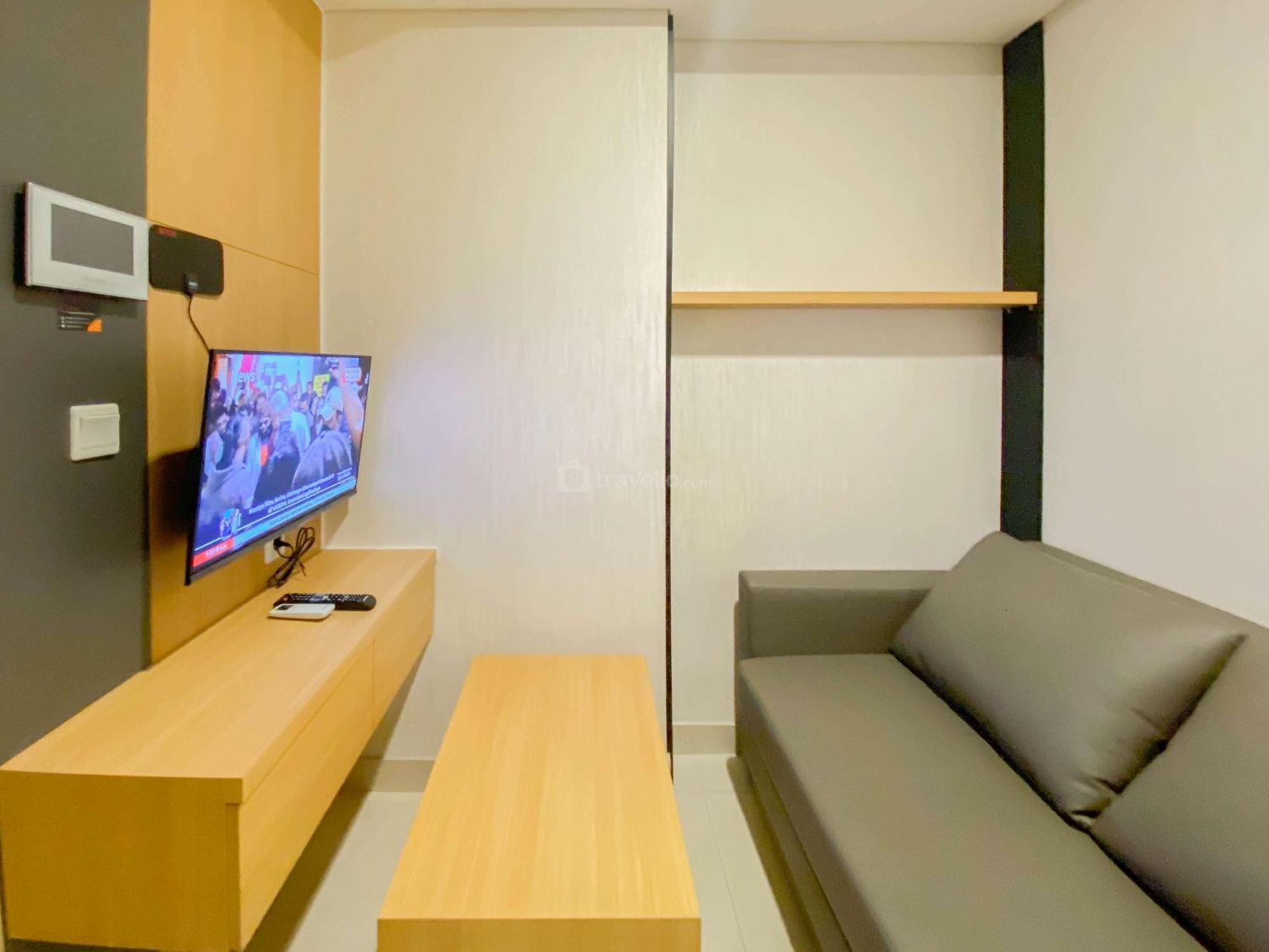 Good And Homey 1br At Gold Coast By Travelio Appartement