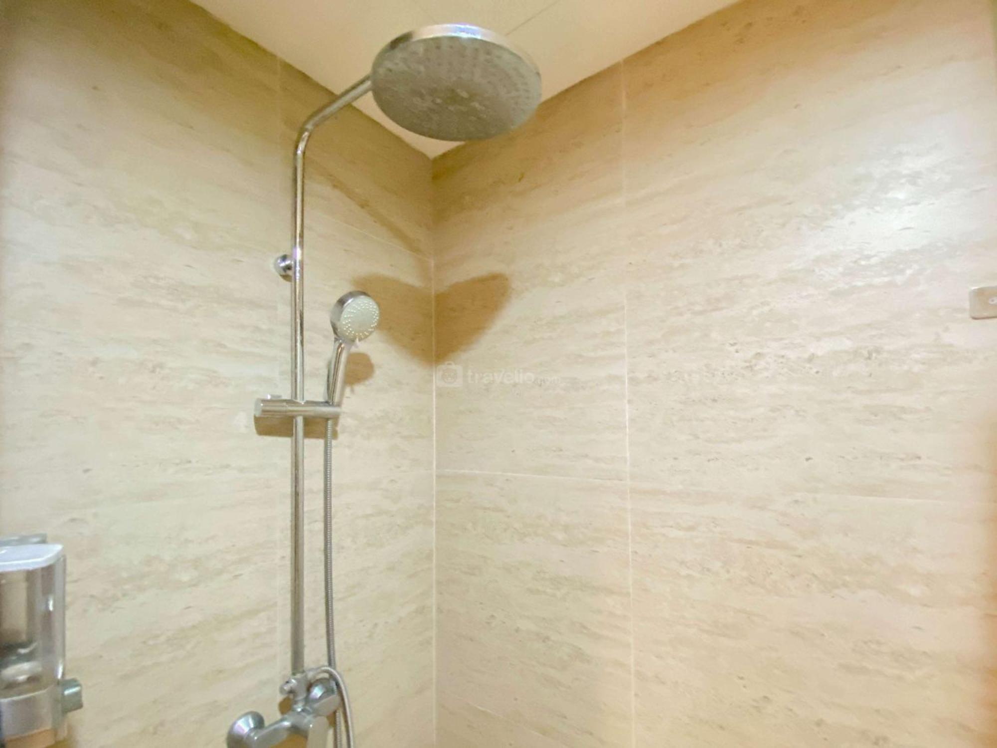 Good And Homey 1br At Gold Coast By Travelio * Jakarta